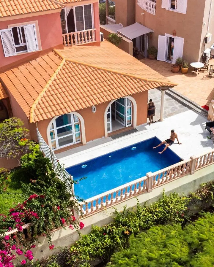 Duque Nest Hostel Costa Adeje  Costa Adeje (Tenerife)