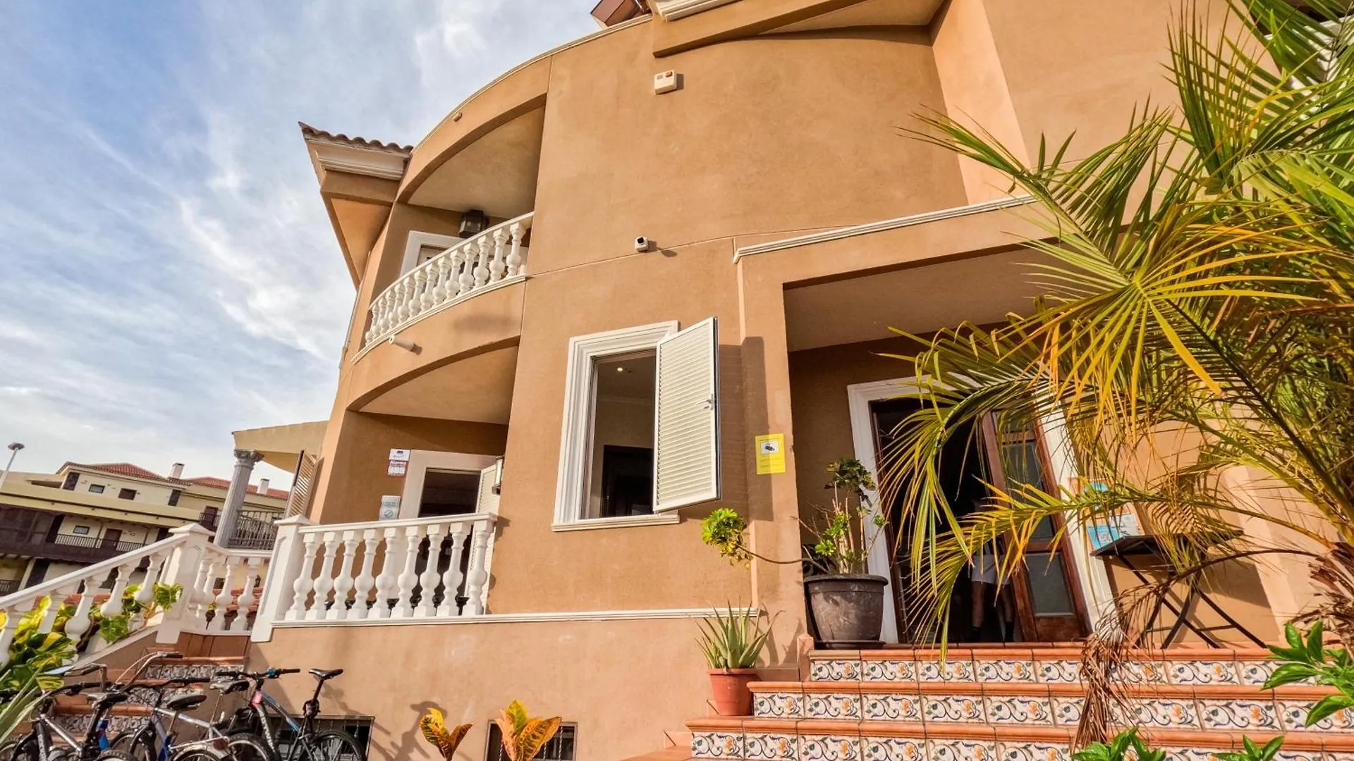 Duque Nest Hostel Costa Adeje   Costa Adeje (Tenerife)